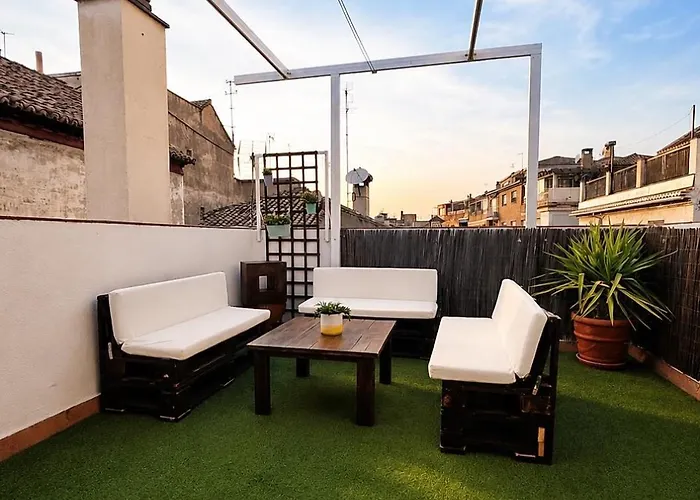 Local Granada Penthouse